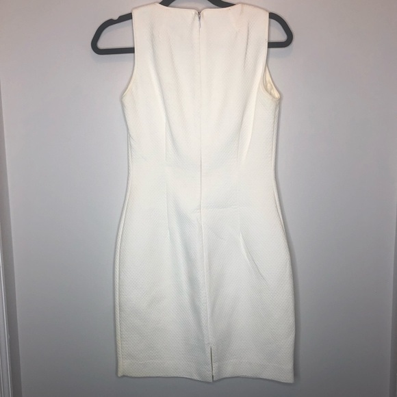 Jackie Kennedy Vibes!! JS Collections White Quilted Sequin Dress Sz 4 - Picture 3 of 4